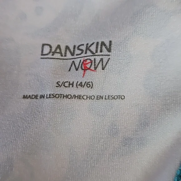 Danskin exercise top. - Picture 2 of 6